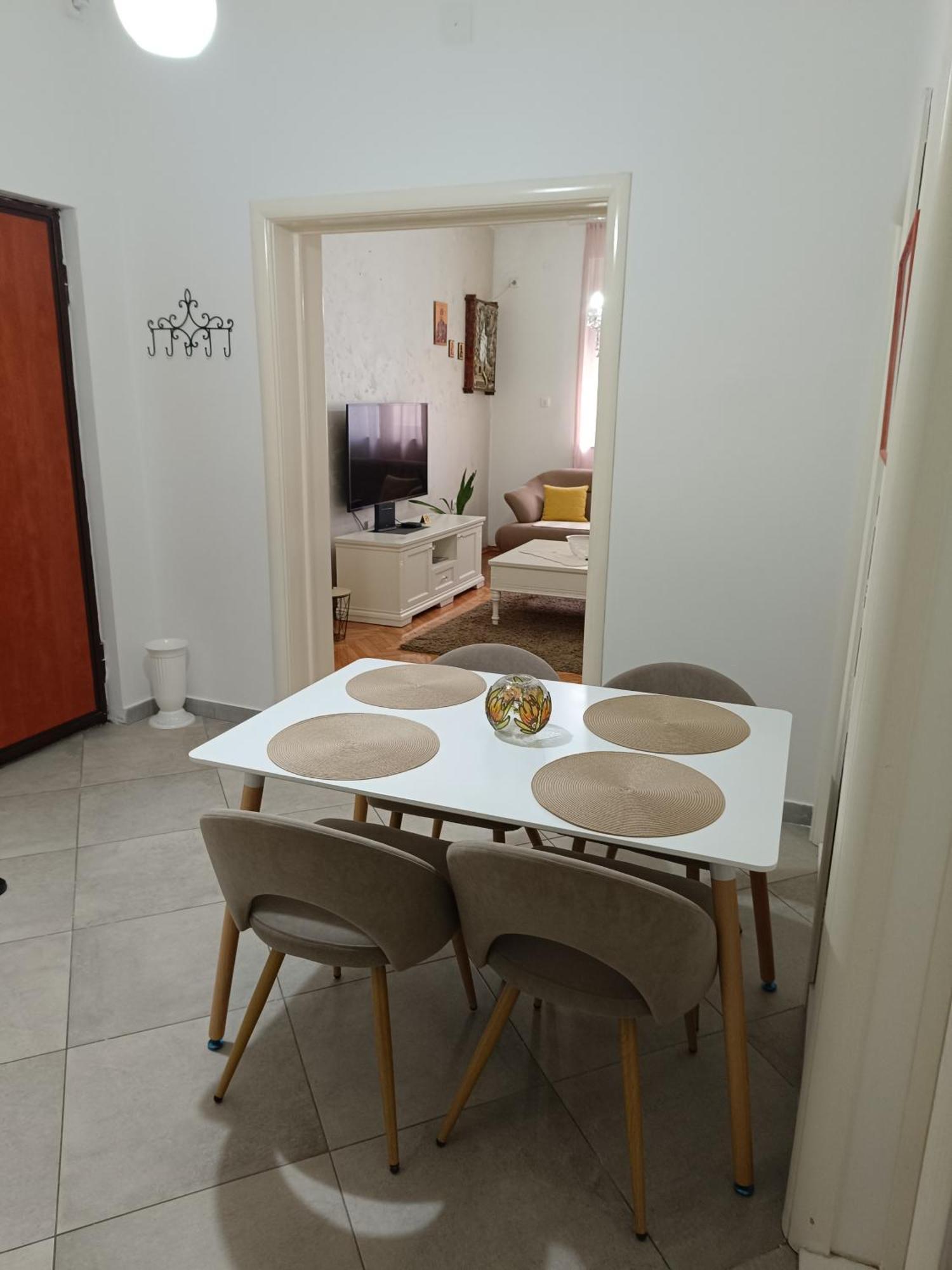 Center_apartment_lux Apartment *